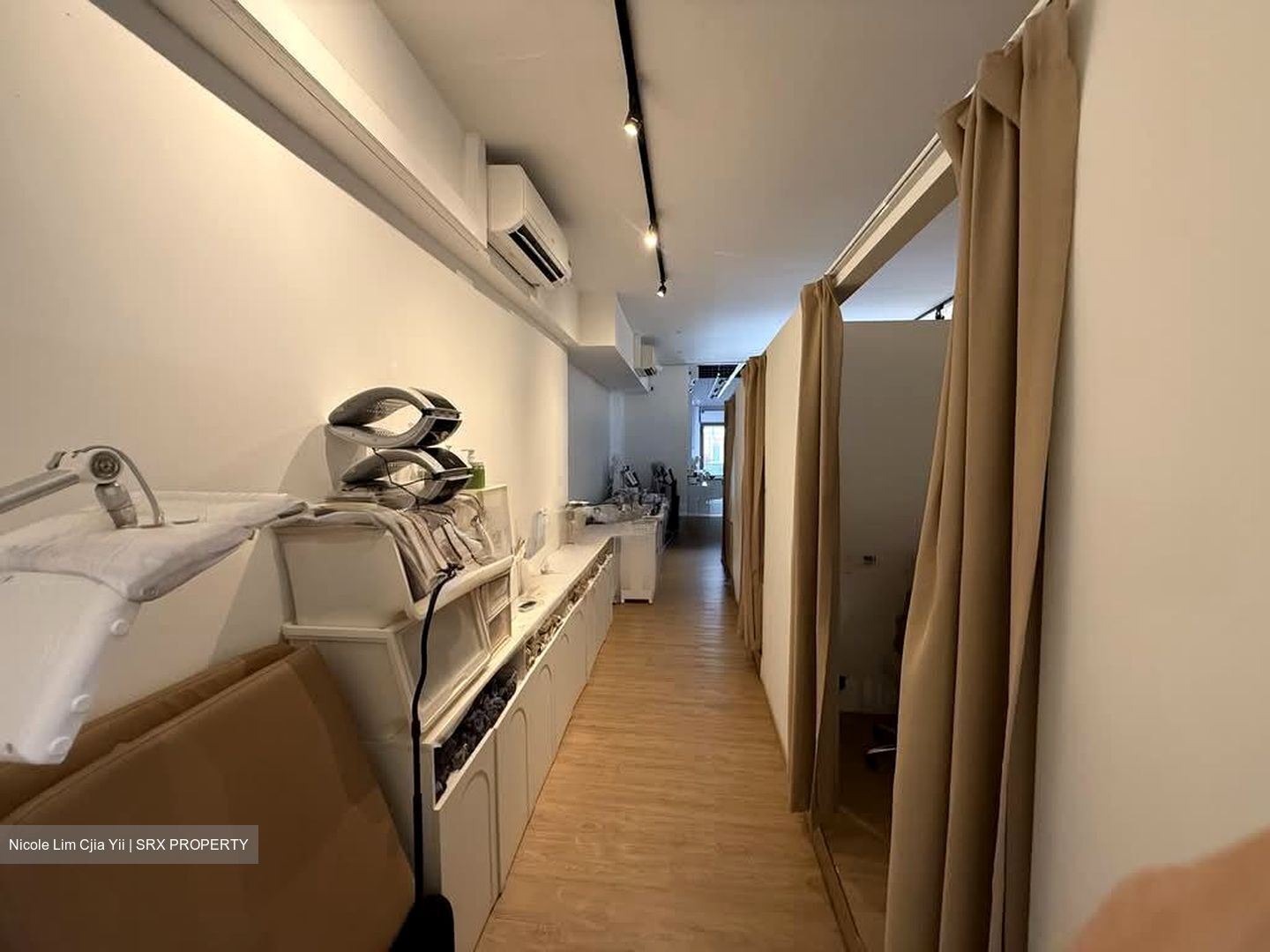 Telok Ayer Conservation Area (D1), Retail #592832541